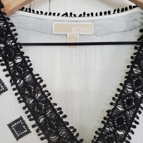 Michael Kors Embroidered Gauze V-neck Tunic with Crochet Trim, Size Small - Picture 5 of 8